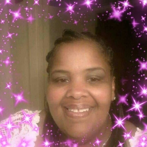 Meet your Posher, Cheryl - Picture 1 of 1